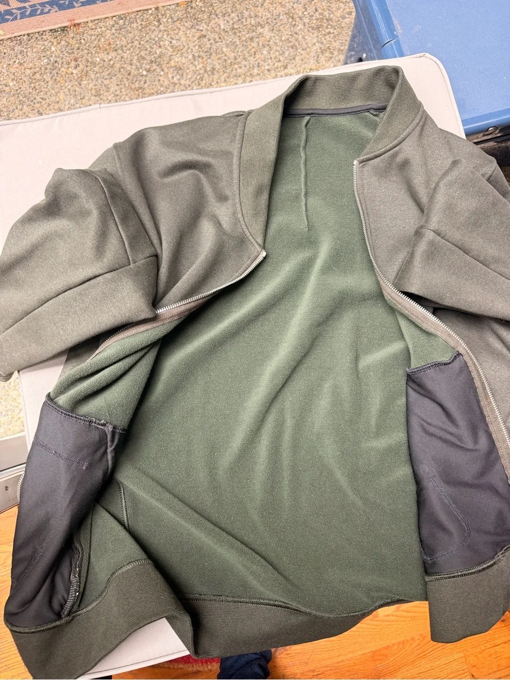 Lululemon Men’s Full Zip Bomber Jacket | Large | Olive Green